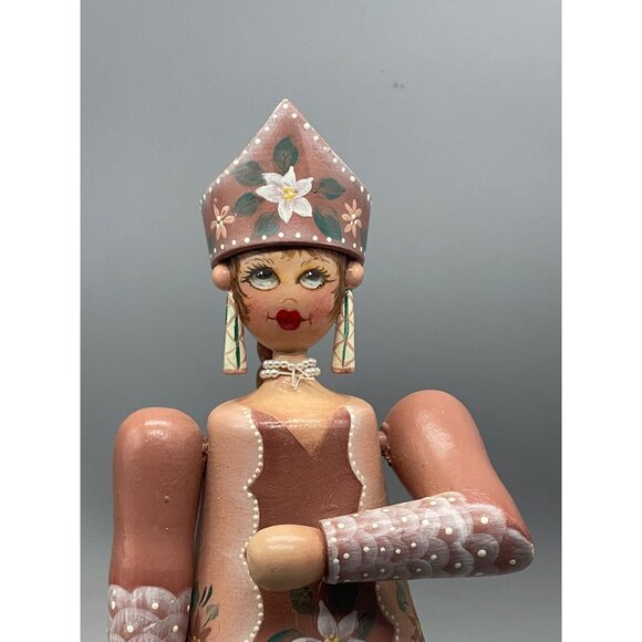 vintage wood figurine queen moveable arms signed 2002 jewelry crown 12" READ - Picture 2 of 7